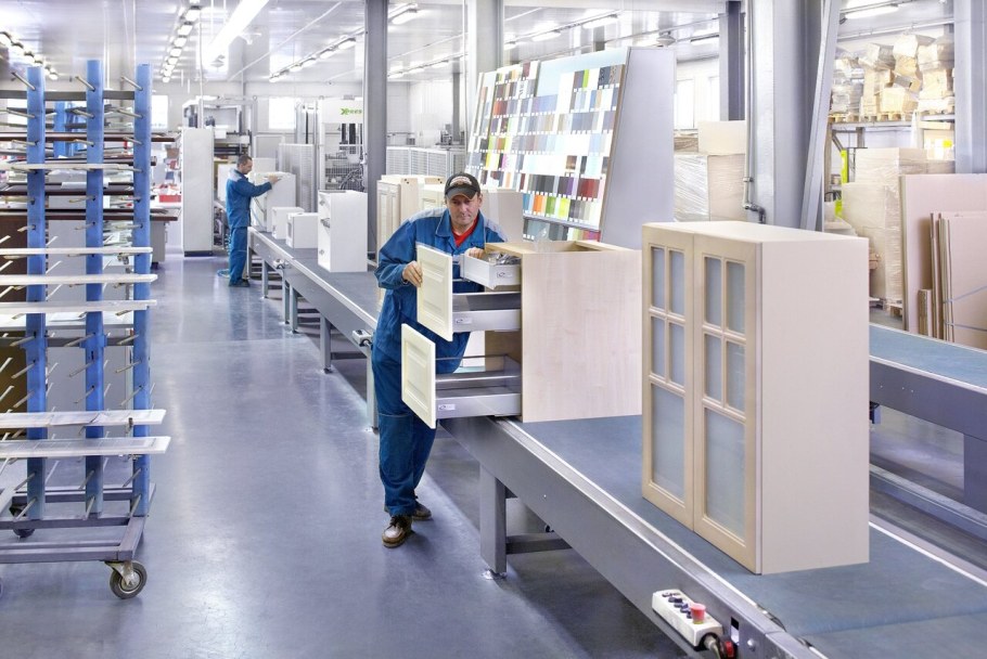 Предприятие производства мебели