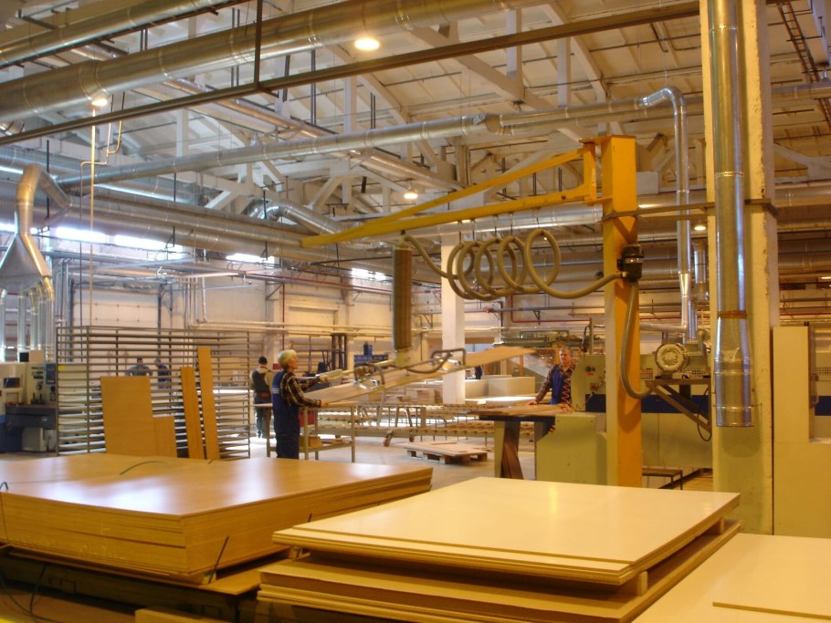 Мебельный завод