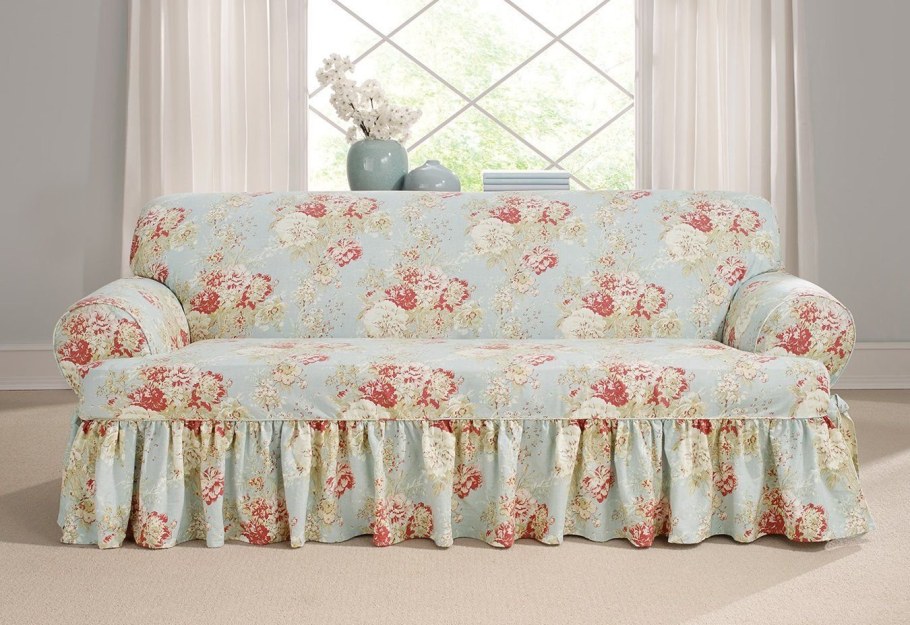 Диван в прованском стиле