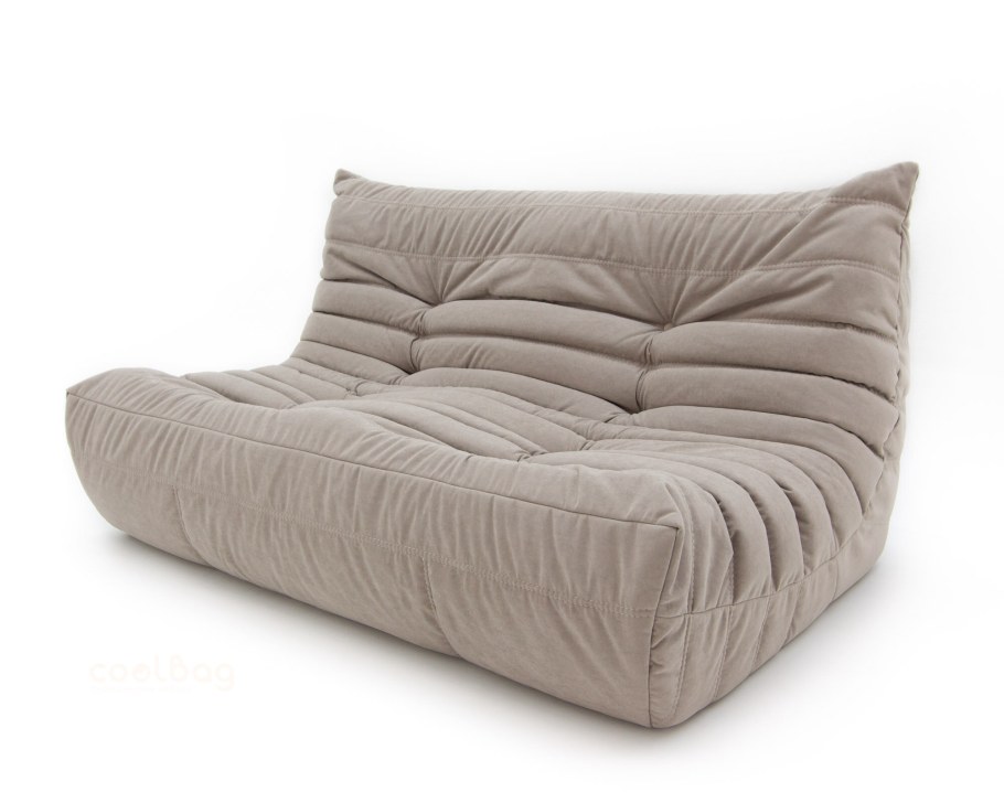 Бескаркасный диван