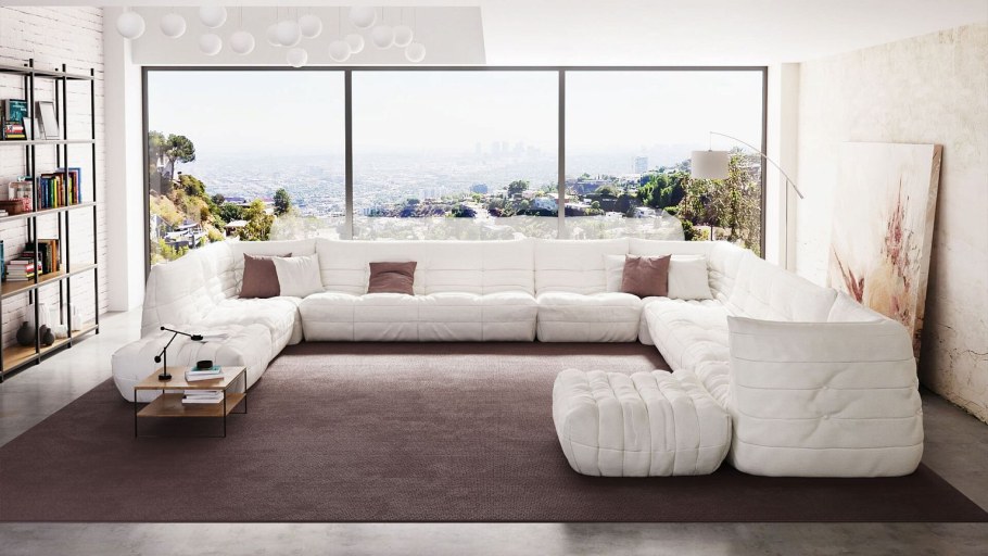 Бескаркасный диван