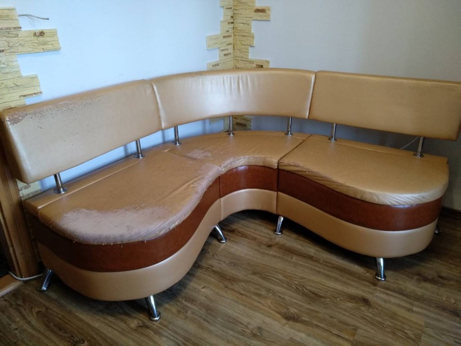 Обшивка кухонного уголка