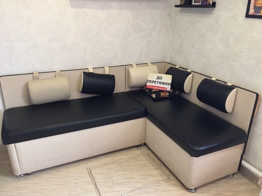 Обивка кухонного уголка