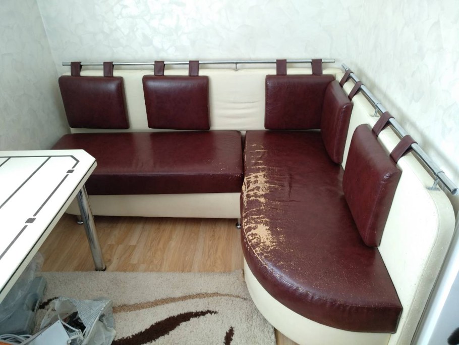 Перетяжка кухонного уголка