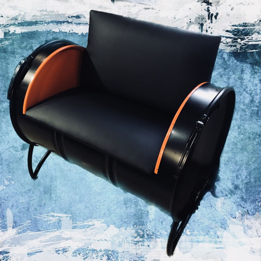 Диванчик из бочки