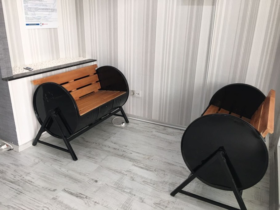 Изделия из железных бочек для сада