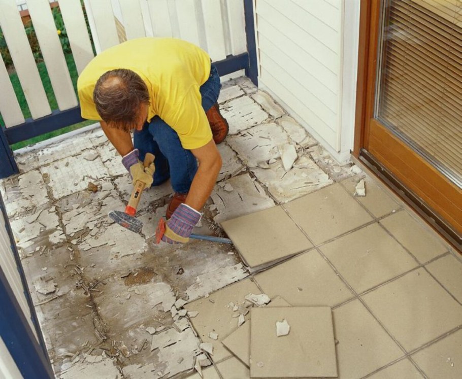 Укладка плитки на пол