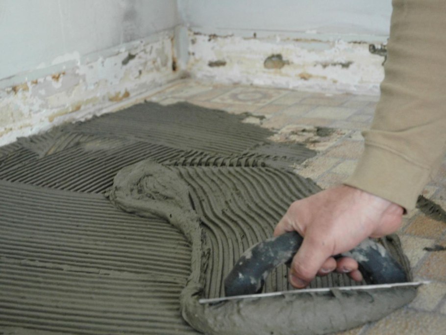 Кладка плитки с углублением