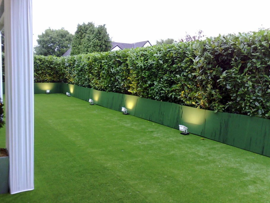Декоративная зеленая изгородь