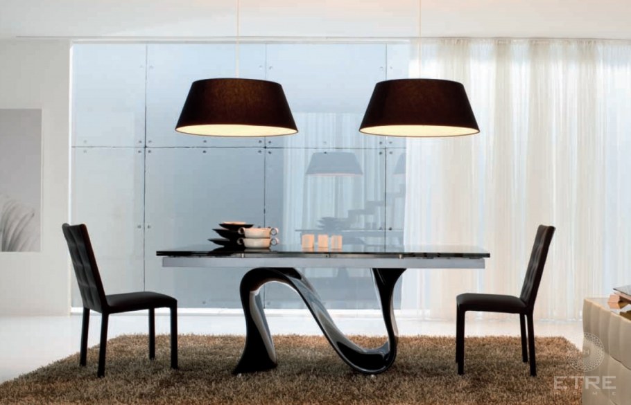 Обеденный стол Фиам