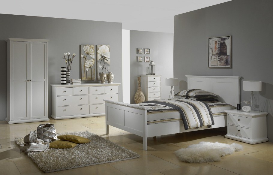 Комод лакированный