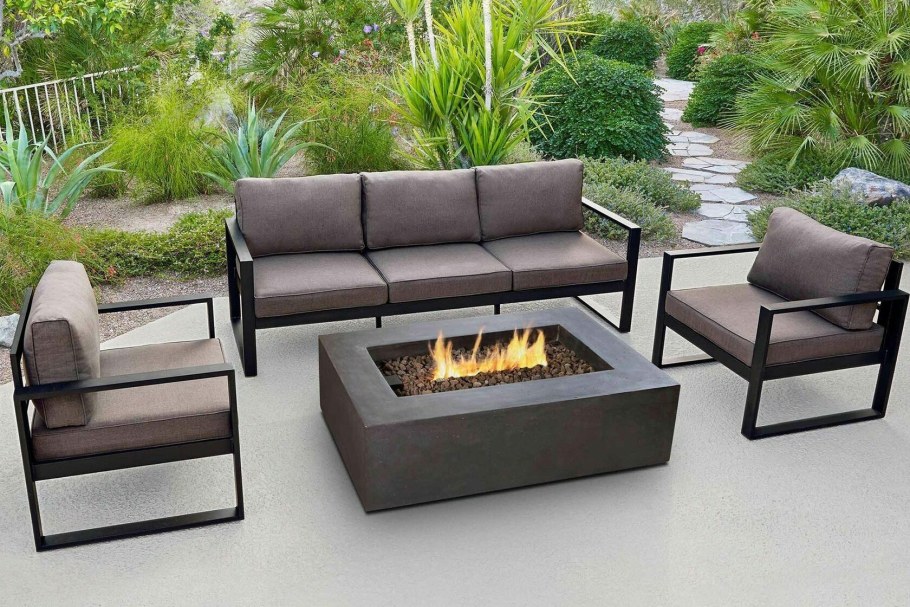 Уличная мебель из металла