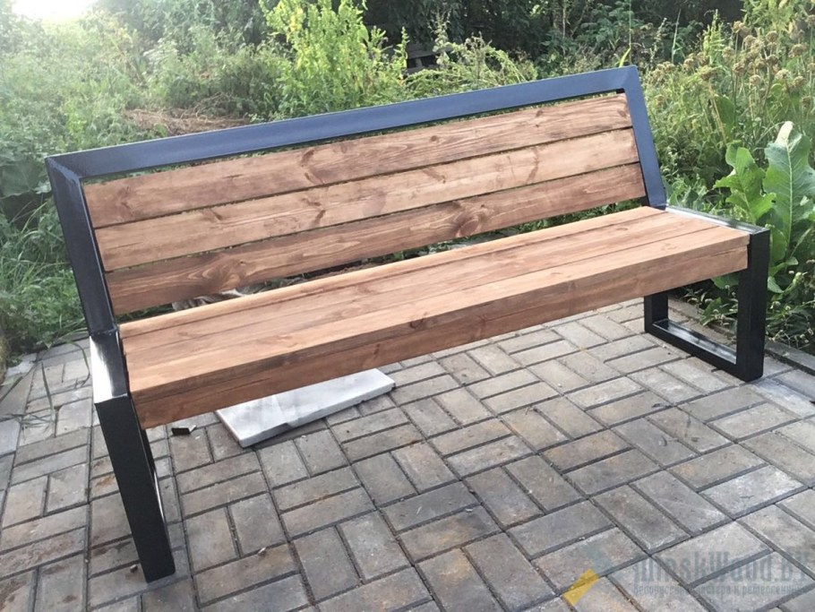 Скамейка в стиле лофт