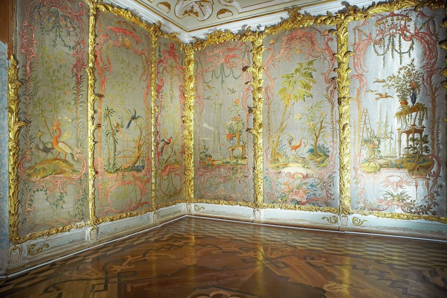 Китайский дворец стеклярусный кабинет