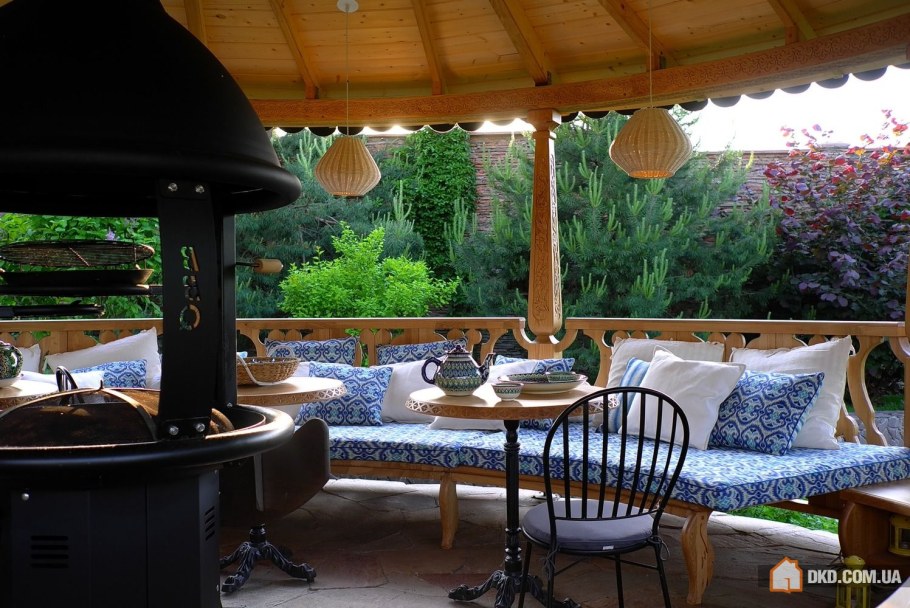 Внутренний интерьер беседки