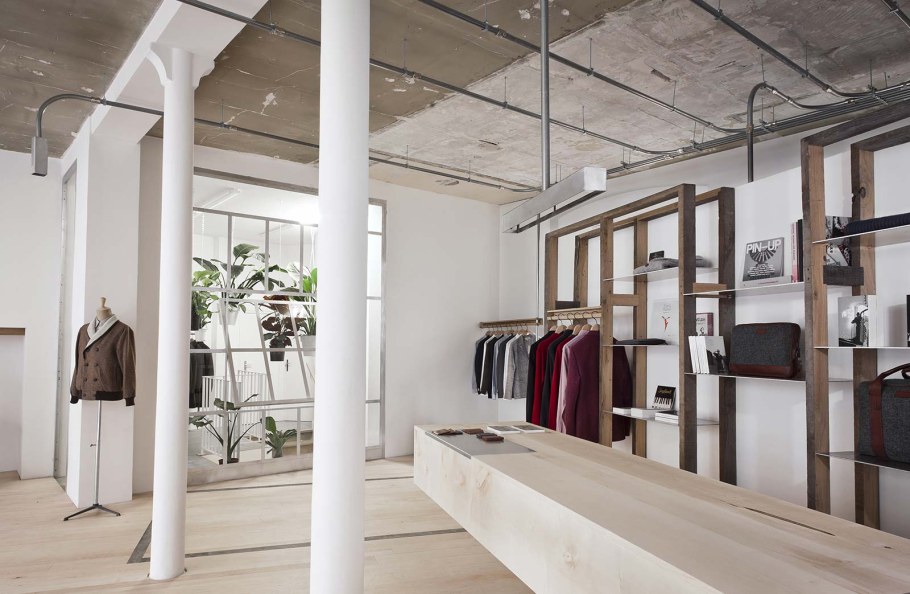 Гардероб в общественном здании