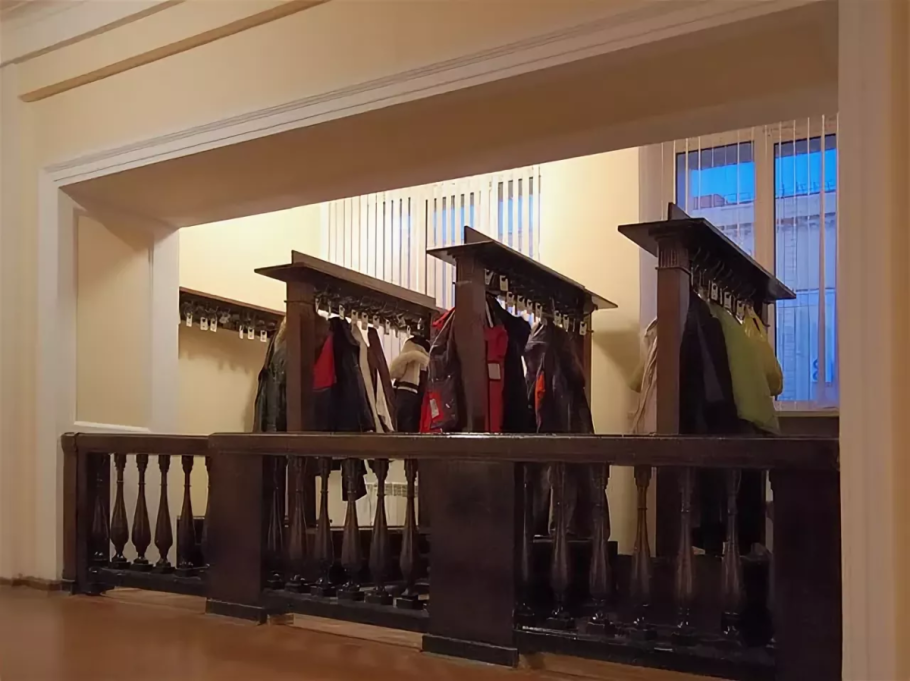 Гардероб в театре