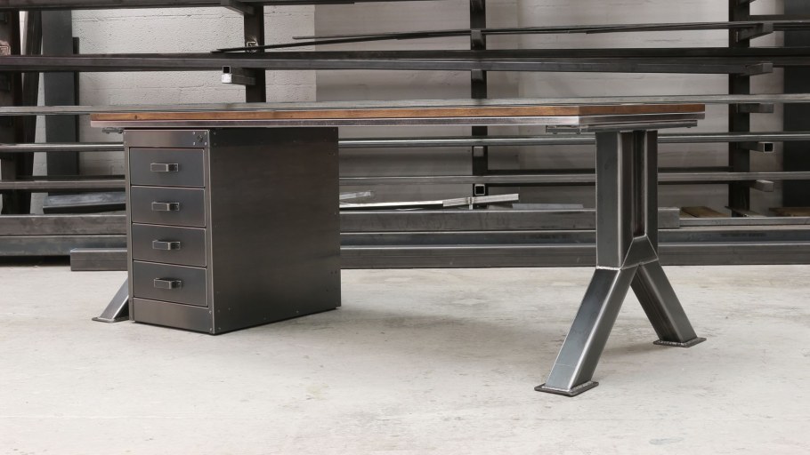 Стол руководителя лофт Индастриал