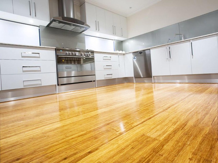 Паркет на кухне