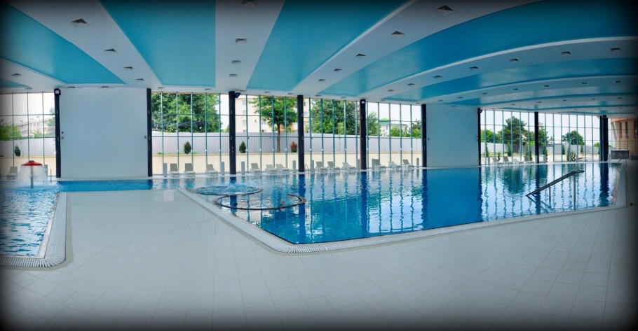 Санаторий Магадан Лоо бассейн