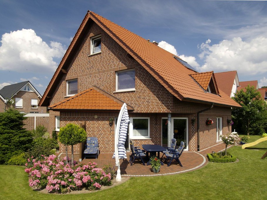 Загородный дом из кирпича