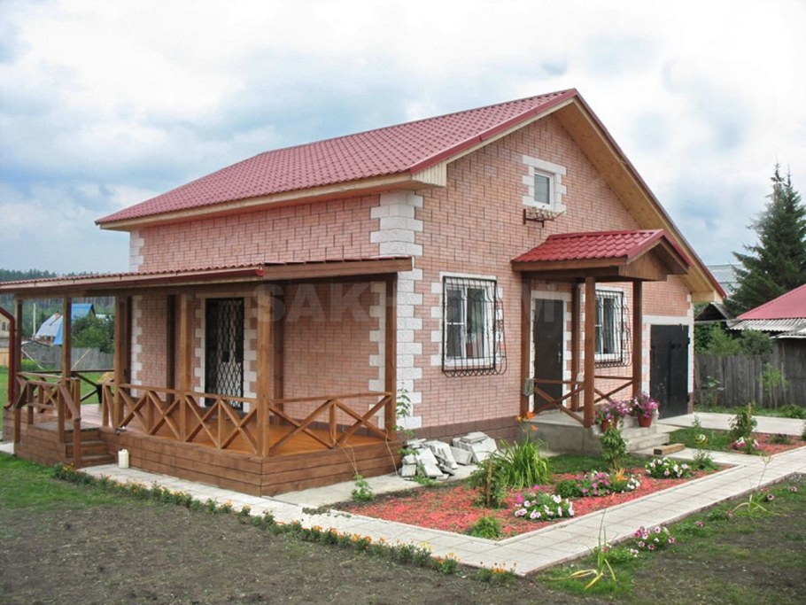 Дачный домик из блоков