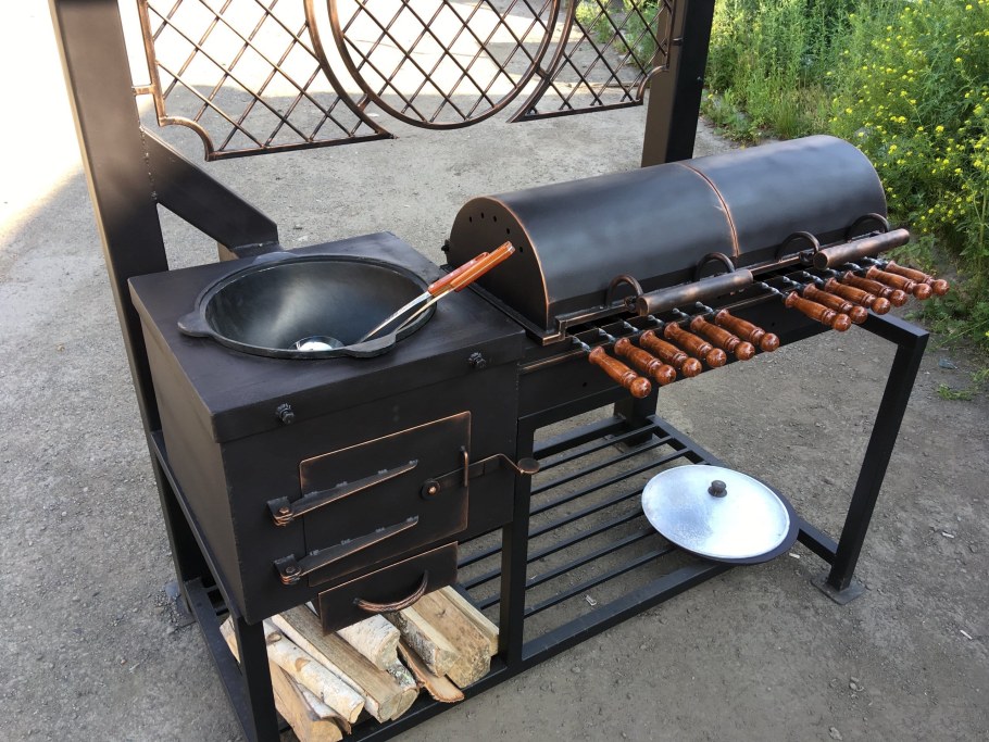 Мангальная зона зона барбекю ,с тандыром