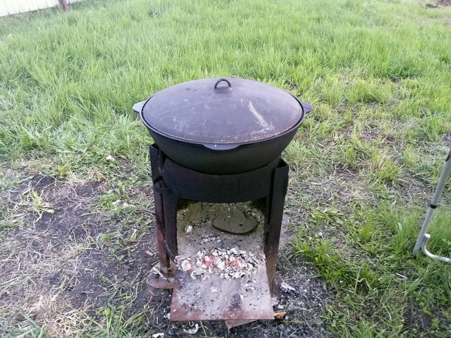 Подставка под казан из бочки