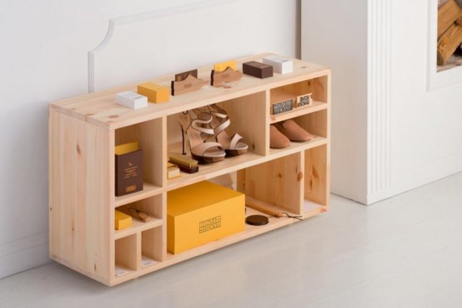 Шкаф для обуви из дерева