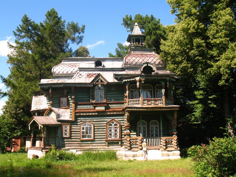 Дача Бугрова в Володарске