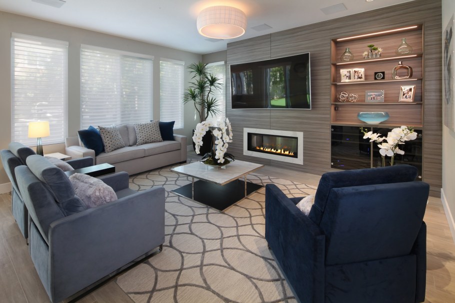 Диван в однокомнатную квартиру