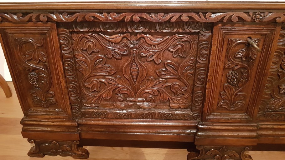 Александр Пентешин арт мебель