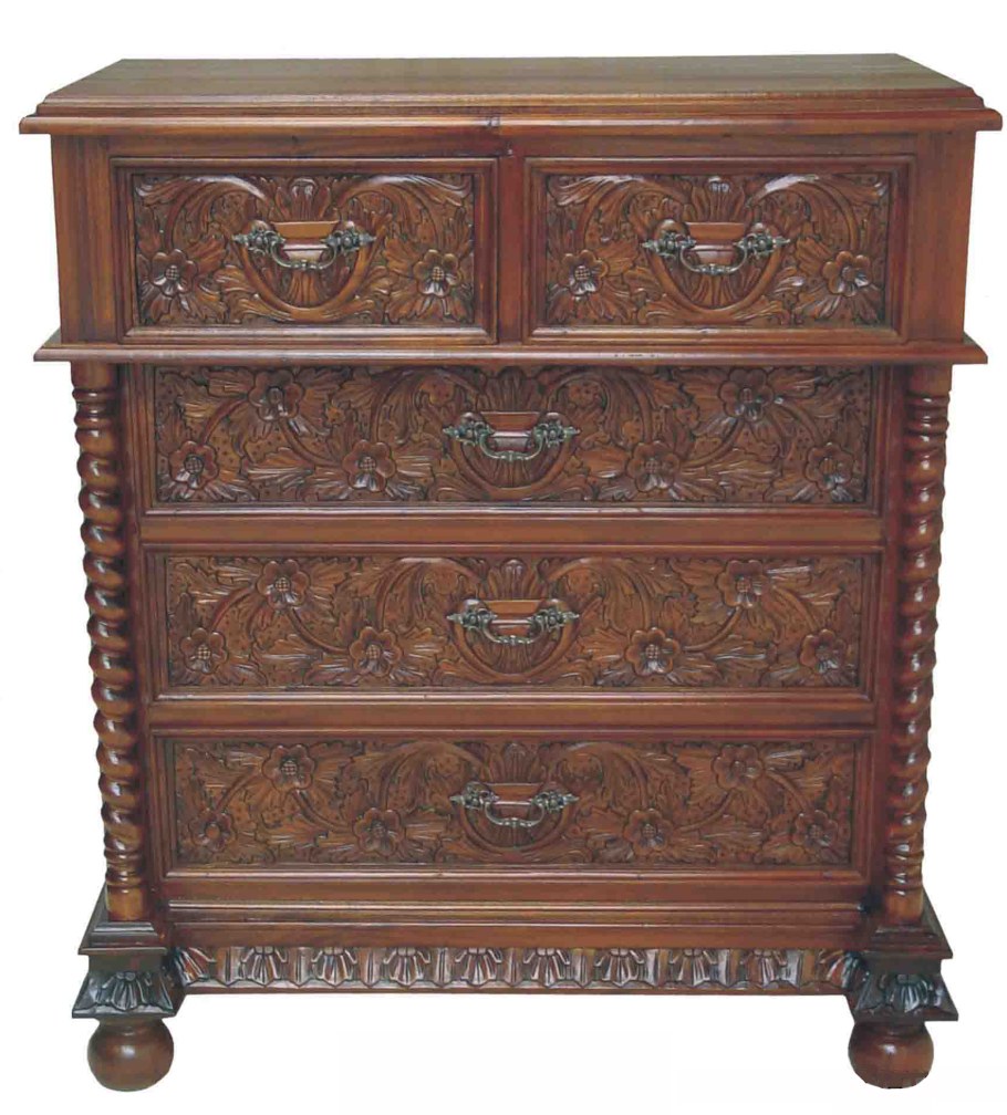 Комод с узором резным