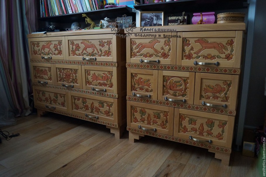 Комод деревянный