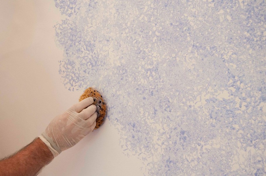 Фактурная штукатурка короед