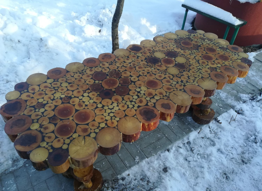 Фигуры из спилов дерева