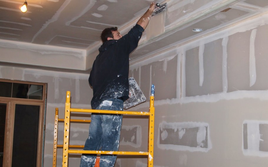 Шпатлевание потолка из гипсокартона