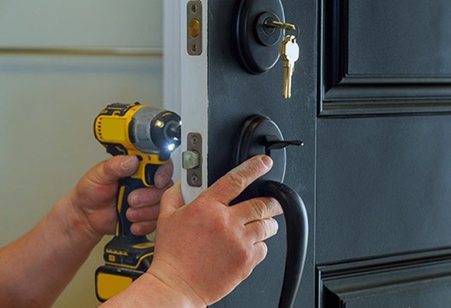 Мастер по вскрытию дверей