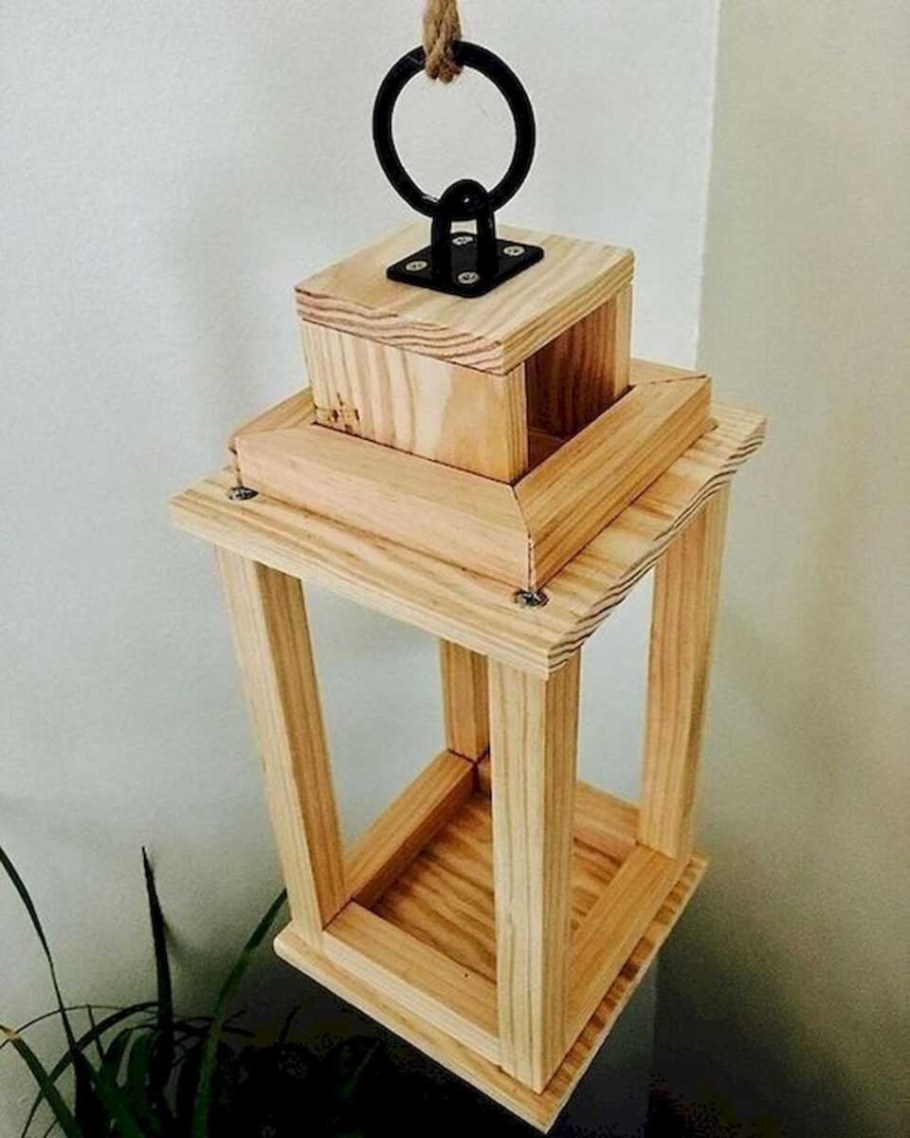 Декоративные изделия из дерева