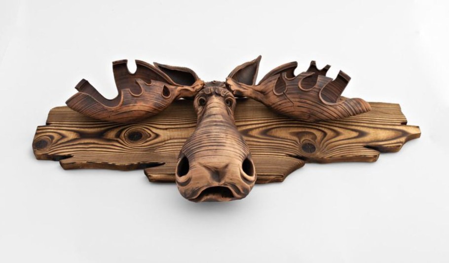 Декоративные украшения из дерева