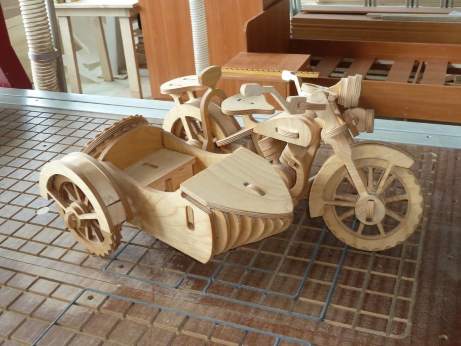 Мотоцикл из фанеры