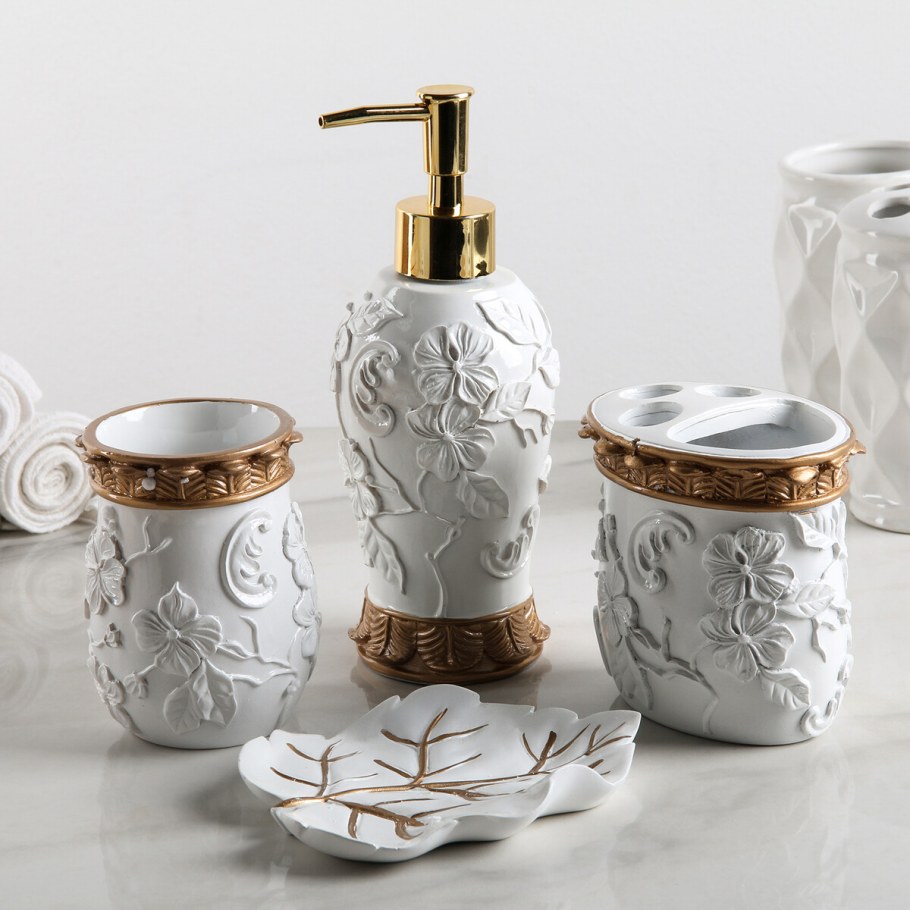 Набор аксессуаров для ванной