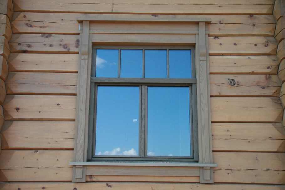 Наличники на окна в деревянном доме