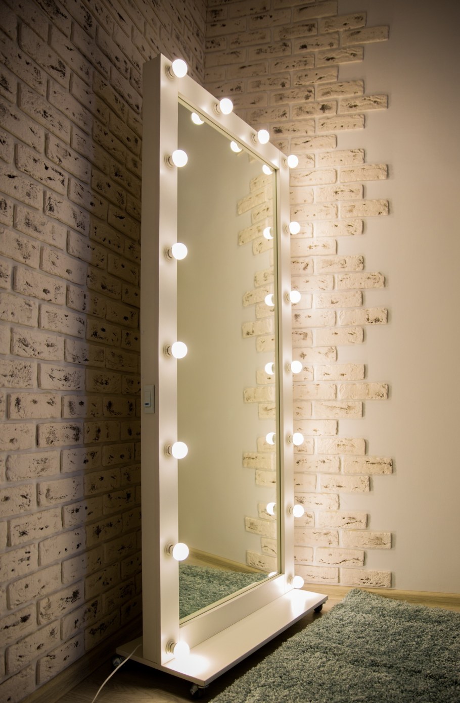 Гримерное зеркало 180х80