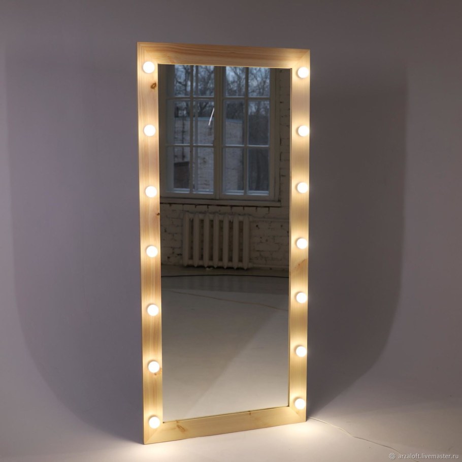 Гримерное зеркало большое