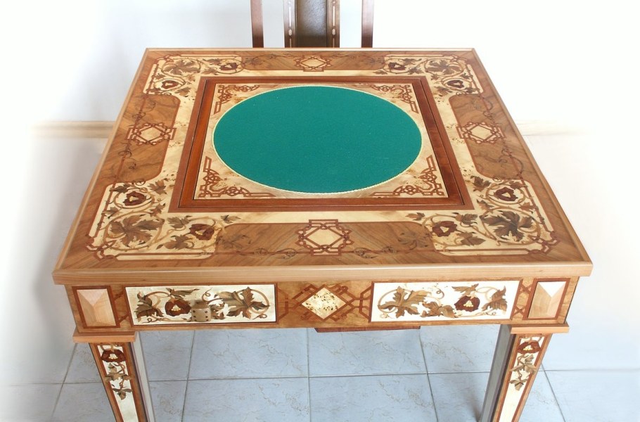 Журнальный столик шпонированный Маркетри