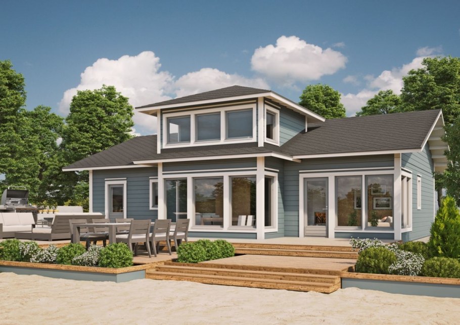 Современный дом с мезонином