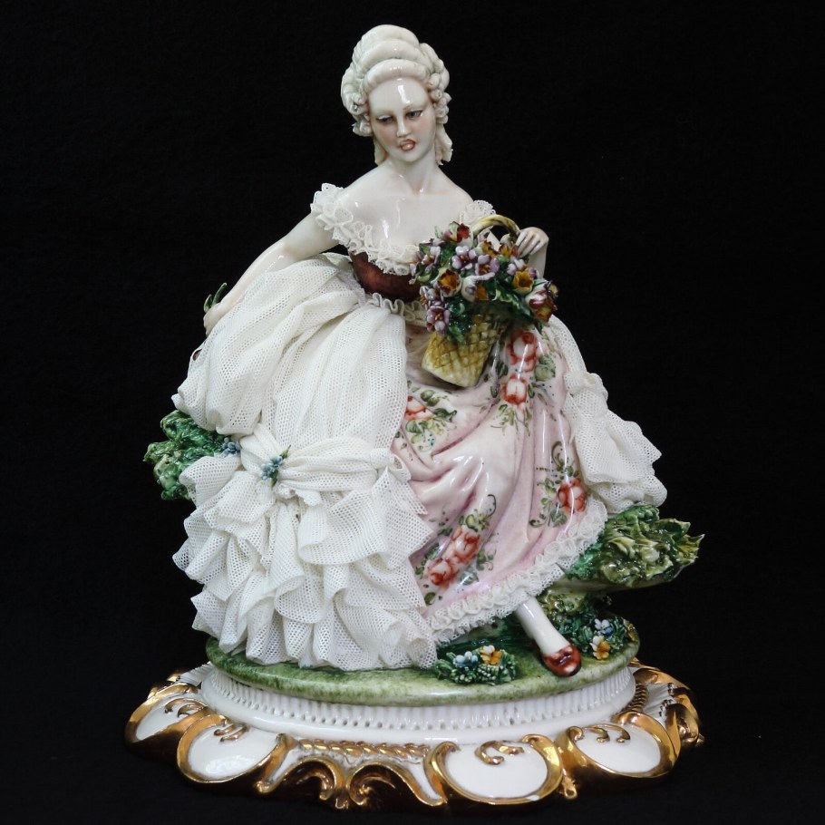 Каподимонте кружевной фарфор