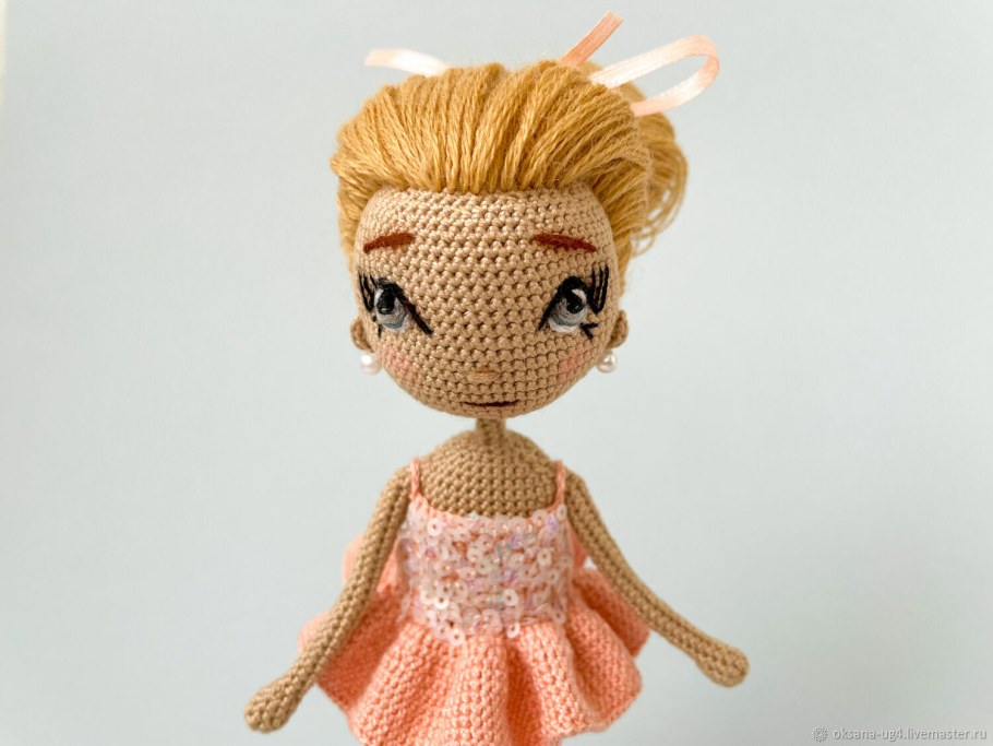 Кукла сшитая из ткани