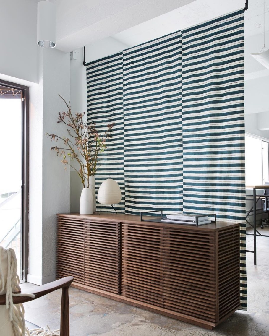 Жалюзи для зонирования комнаты